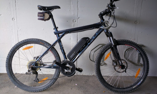 MB mit Mittelmotor und Rahmenbatterie